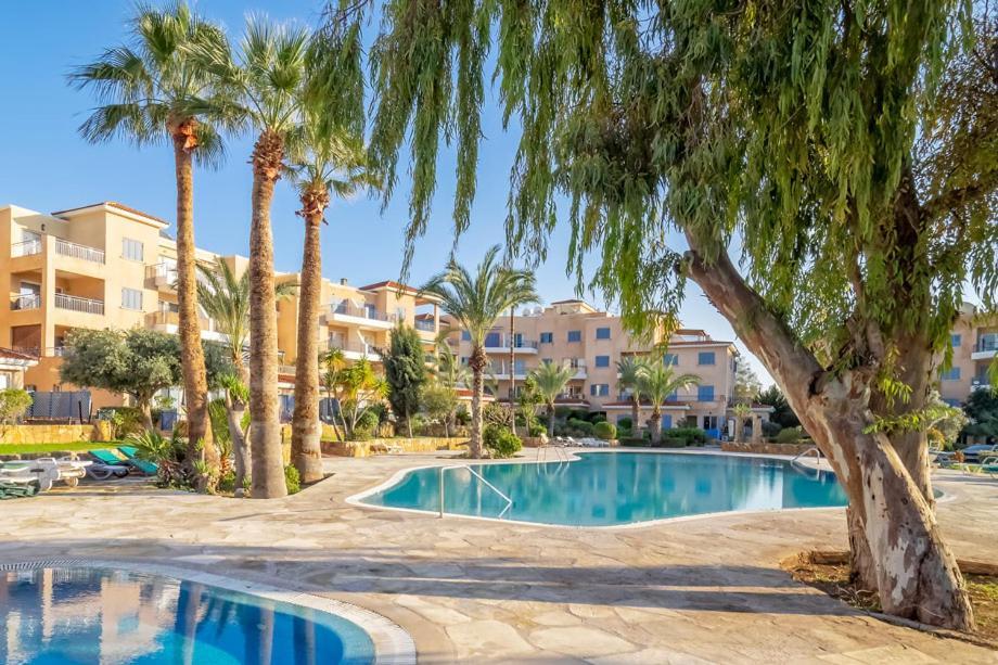 207 Kings Palace Seaview Paphos Bagian luar foto